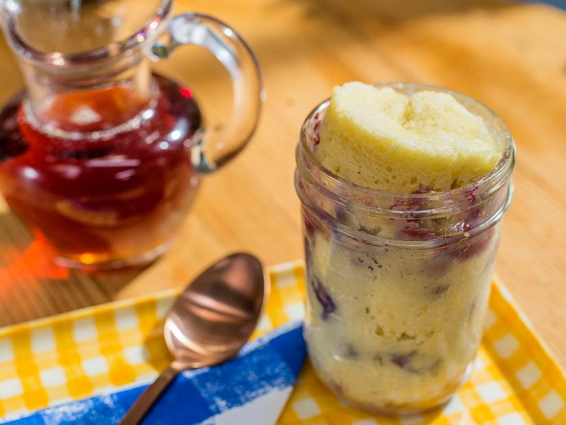 Sunny Anderson makes Microwavable Overnight Pancakes in a Jar, as seen on Food Network's The Kitchen
