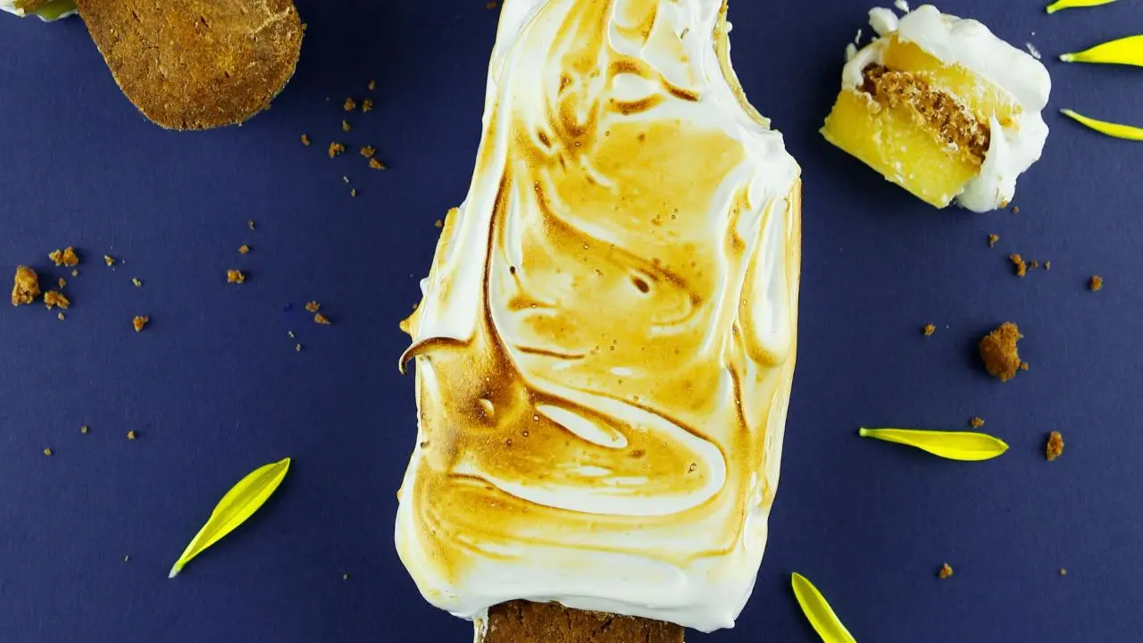 Lemon Meringue Pop