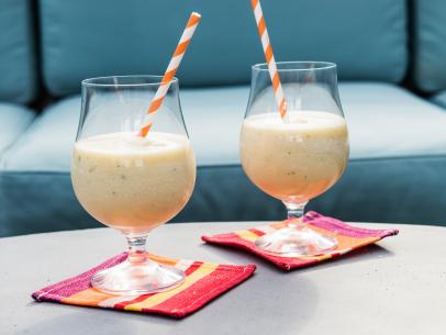 Geoffrey Zakarian makes a Caliente Colada, as seen on Food Network's The Kitchen