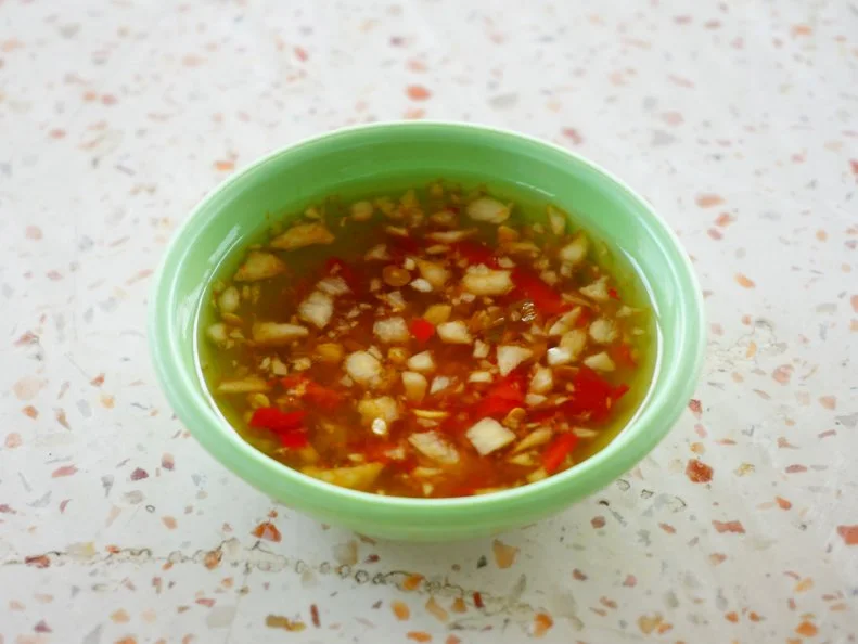 thai spicy dipping sauce