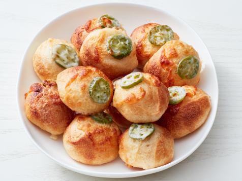 Chile-Cheese Rolls
