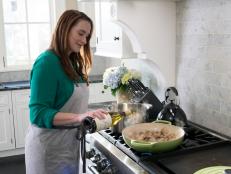 A collaboration between Joe Carr and Chef Amalia Scatena preparing fettuccini with clams paired with Josh Cellars Chardonnay.