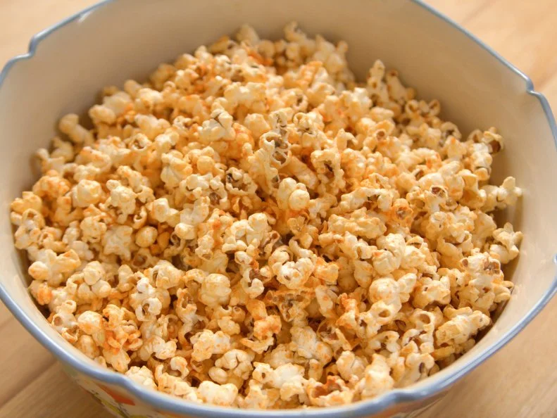 Spicy Sriracha Popcorn