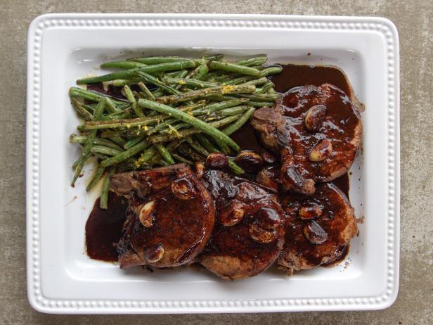 Pork Chops with Wine and Garlic image