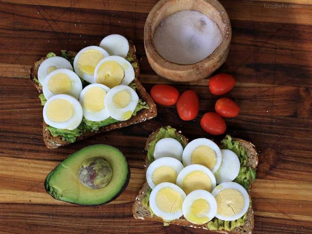 15 Ways to Use Boiled Eggs for Breakfast, Lunch and Dinner | FN Dish ...