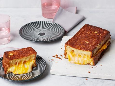 Giant Grilled Cheese for a Crowd