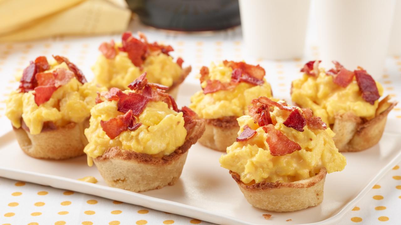 Bacon and Egg Toast Bowls