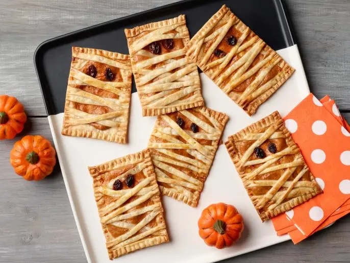 Mummy Hand Halloween Dessert Pies