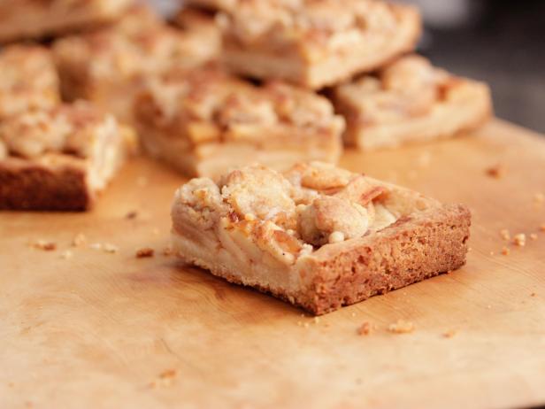 Apple Pie Bars image