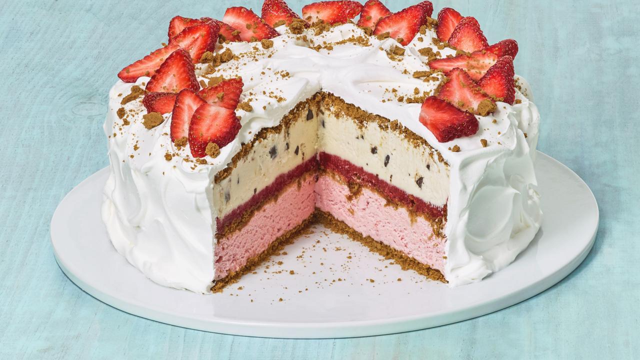 Strawberries and Cream Ice Cream Cake Recipe