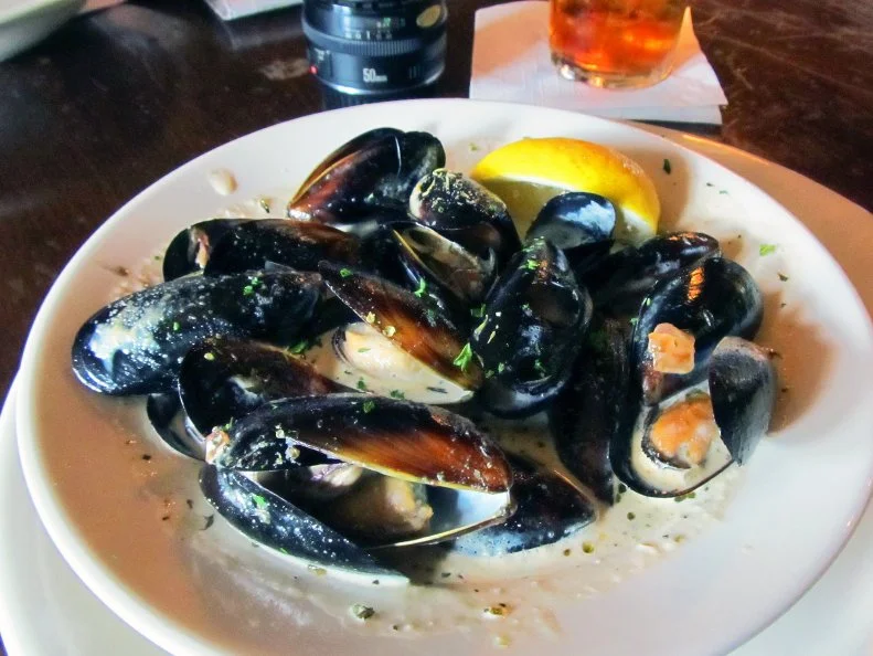Cooper-Young’s native Irish pub, Celtic Crossing offers beer, food and live music to a casual crowd. Irish food is the specialty, including the authentic steamer-style burger. Weekend mornings mean sausage-laden brunches, but fish and chips, soda bread and Galway Bay mussels are all-day favorites. Dance if you please, but don’t get in the way of the wait staff.