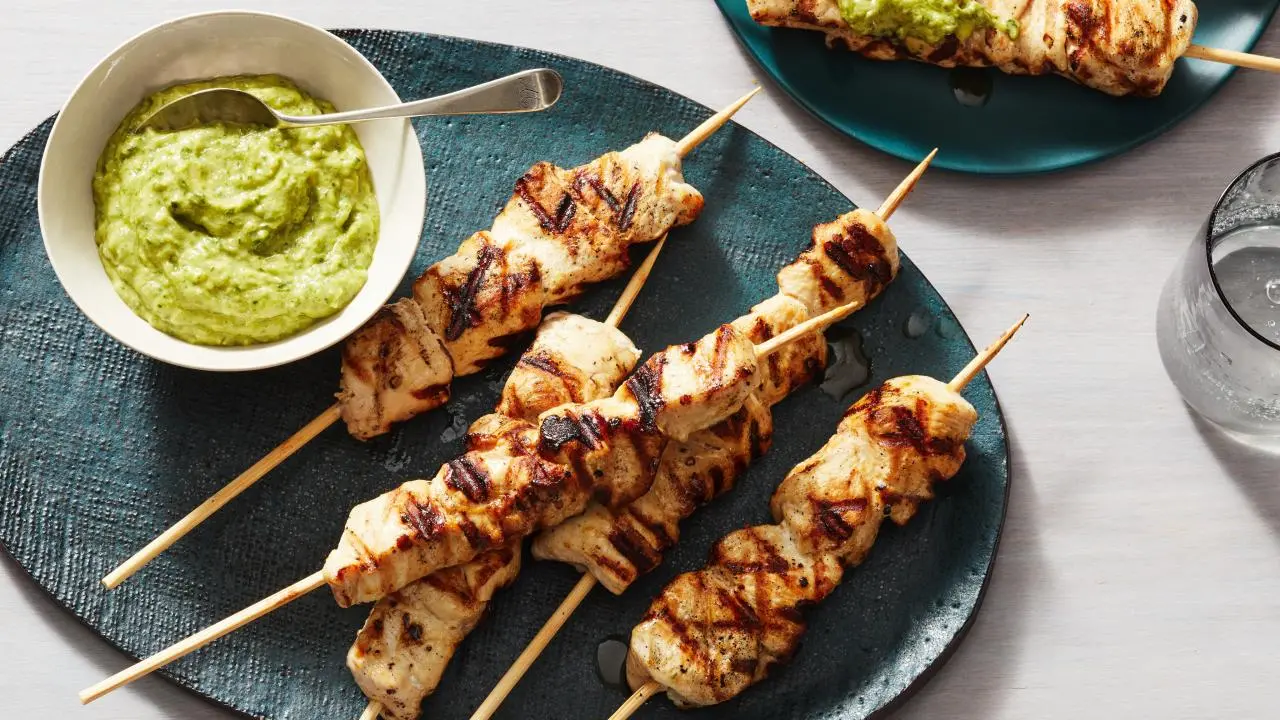 Grilled Chicken with Avocado Pesto