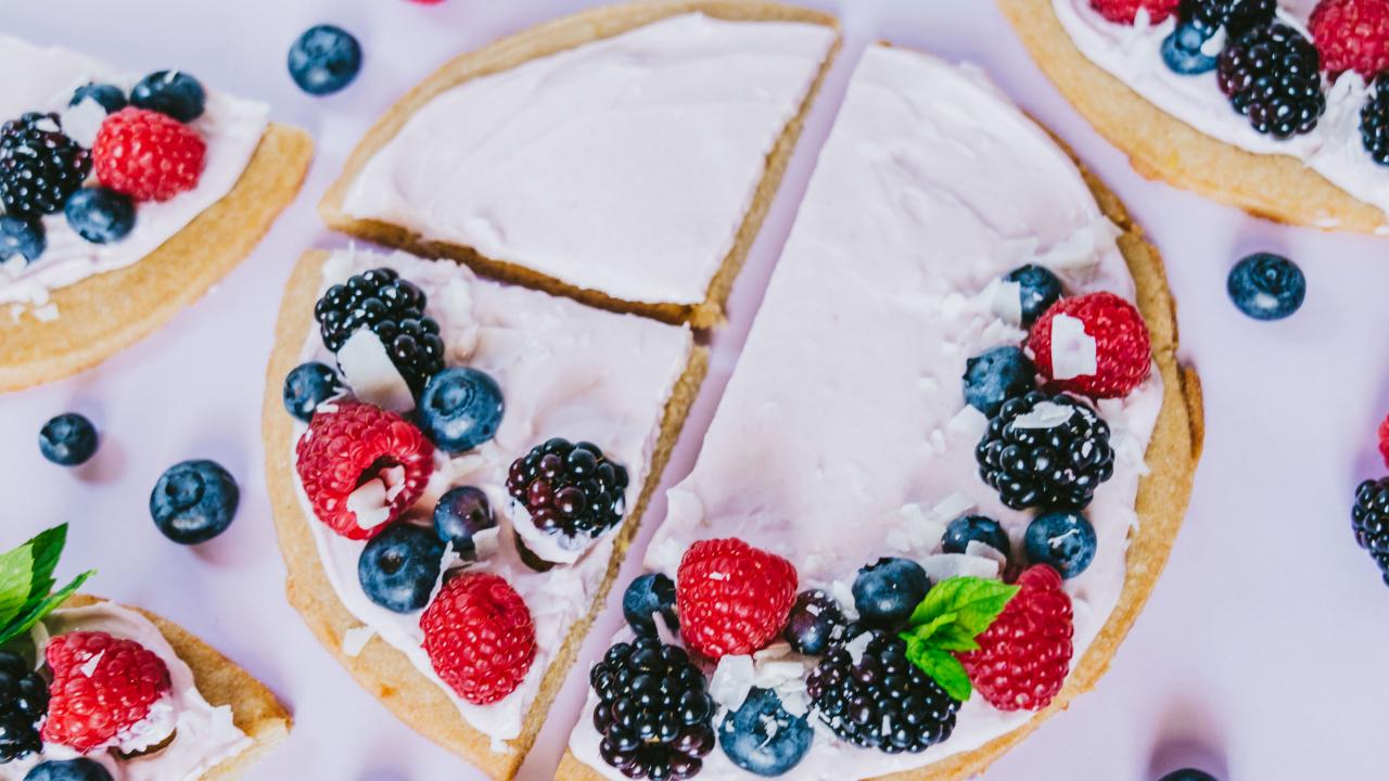 Fruit Pizza with Berries