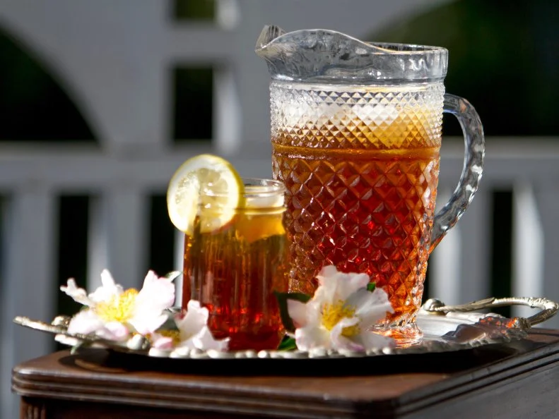 Sweet tea is undoubtedly the beverage of choice in South Carolina. Nobody really knows how Southerners came to saturate large quantities of hot tea with sugar then cooling it and serving it over ice with lemon, but the method is now standard. Summerville has self-proclaimed itself the Birthplace of Sweet Tea — complete with a Sweet Tea Trail and the world’s largest sweet tea glass that stands 15 feet tall and can hold up to 2,524 gallons of the peppy beverage. The Champagne of the South is on every restaurant menu and in most refrigerators across the state.