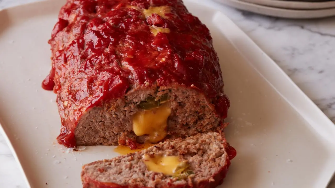 Stuffed Queso Meatloaf