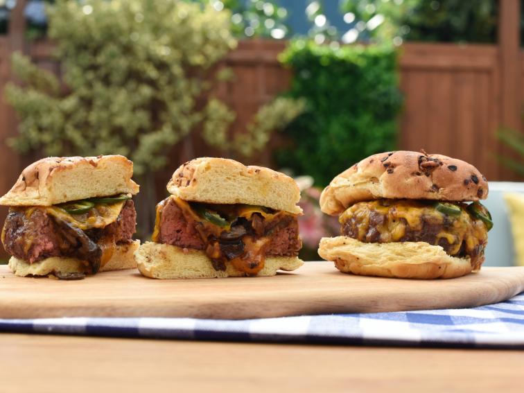 BBQ Western Bacon Beer Can Burger Recipe Jeff Mauro Food Network