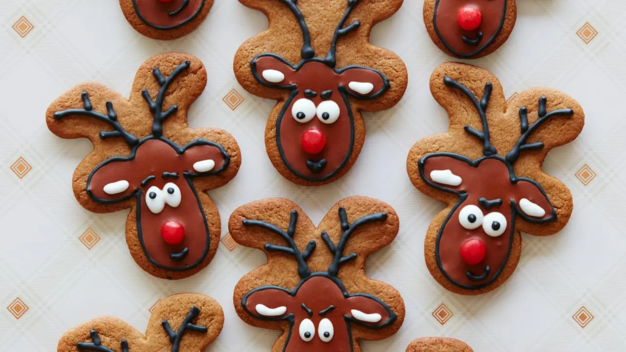 Gingerbread Reindeer Recipe | Food Network Kitchen | Food Network