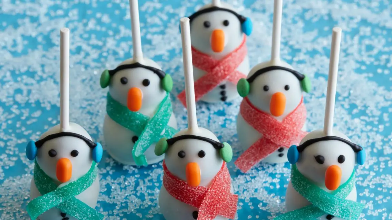 No-Bake Oreo Truffle Snowmen