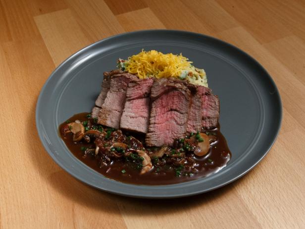 Beef Tenderloin Filet With Mushroom Sauce Recipe Anne Burrell Food Network