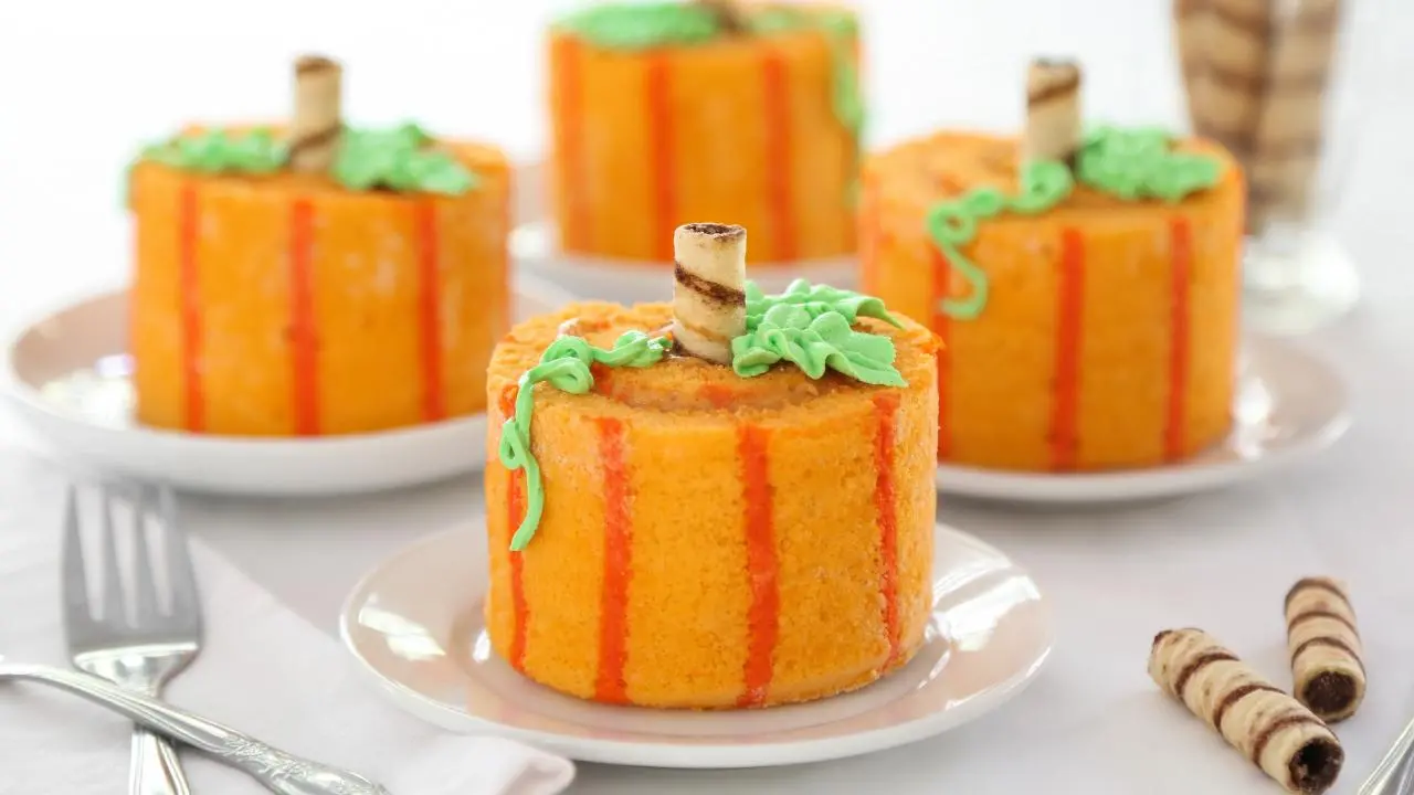 Swiss Roll Pumpkins