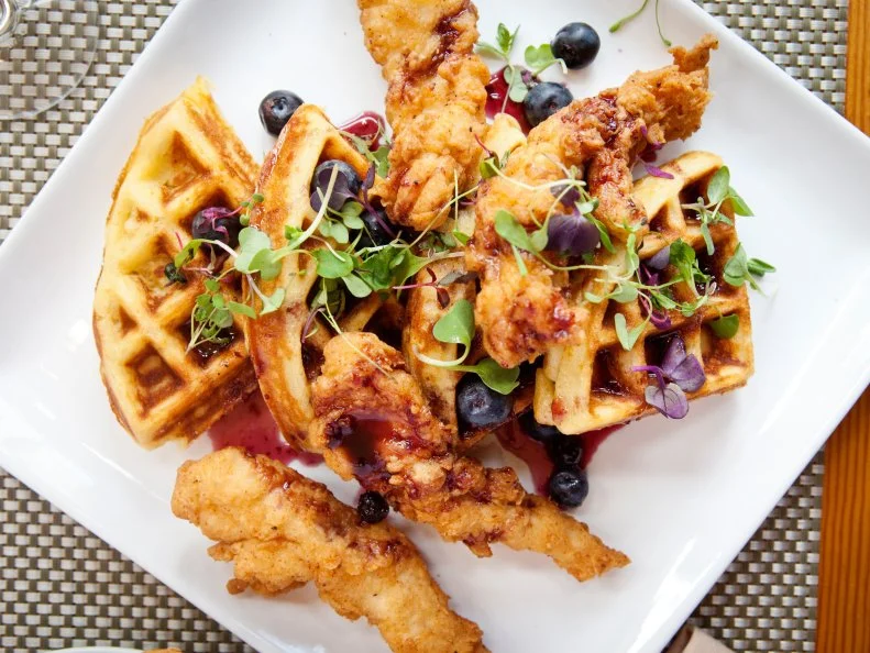 Serving brunch seven days a week in a classic Charleston setting inside and out, Poogan’s Porch attracts locals and tourists alike. For their chicken and waffles, a Southern brunch tradition, the restaurant uses Springer Mountain Farms’ chicken breast with sweet potato waffles, sorghum butter and maple syrup. This is also a great place to try popular Charleston Mix bloody mary mix, which can be found in more than a dozen restaurants in Charleston. Poogan’s Porch uses Charleston-bred Dixie Black Pepper Vodka and pickled okra to spice it up a notch.