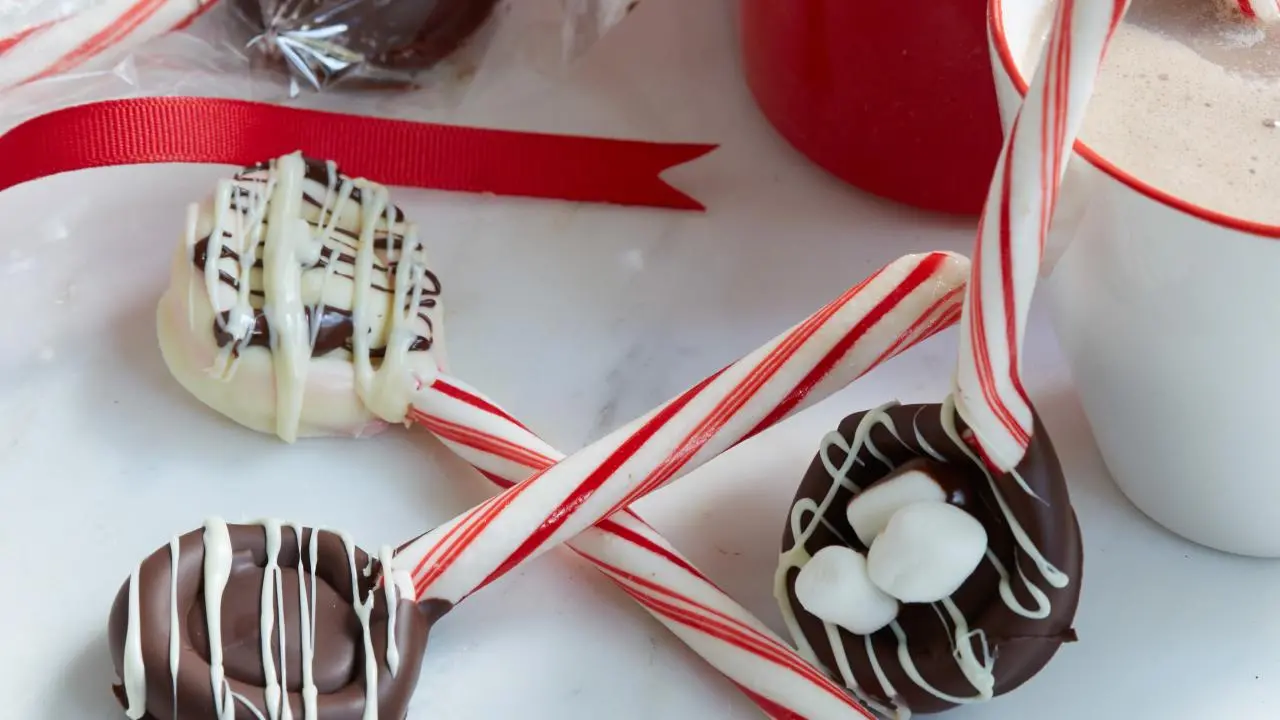 Candy Cane Hot Cocoa Spoons