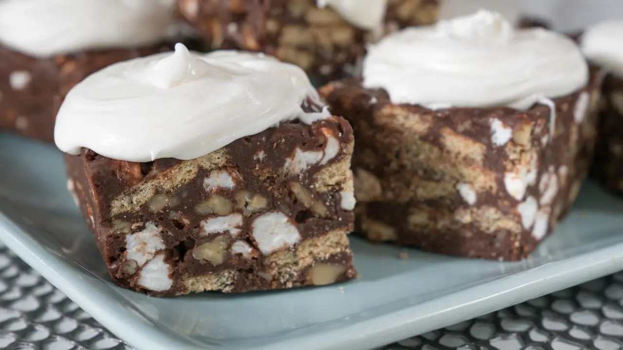 No-Bake Rocky Road Bars