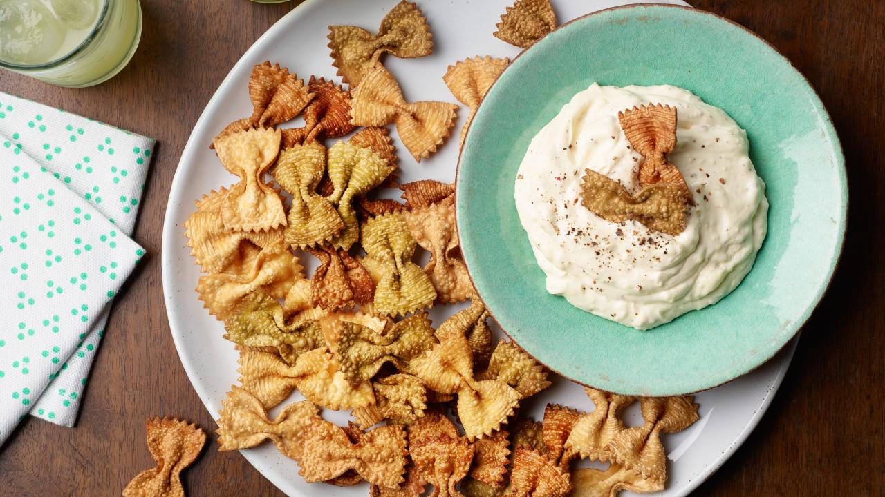 Pasta Chips with Alfredo Dip