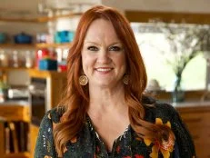 Ree Drummond with Blueberry Lemon Ricotta Bruschetta, as seen on The Pioneer Woman, Season 19.