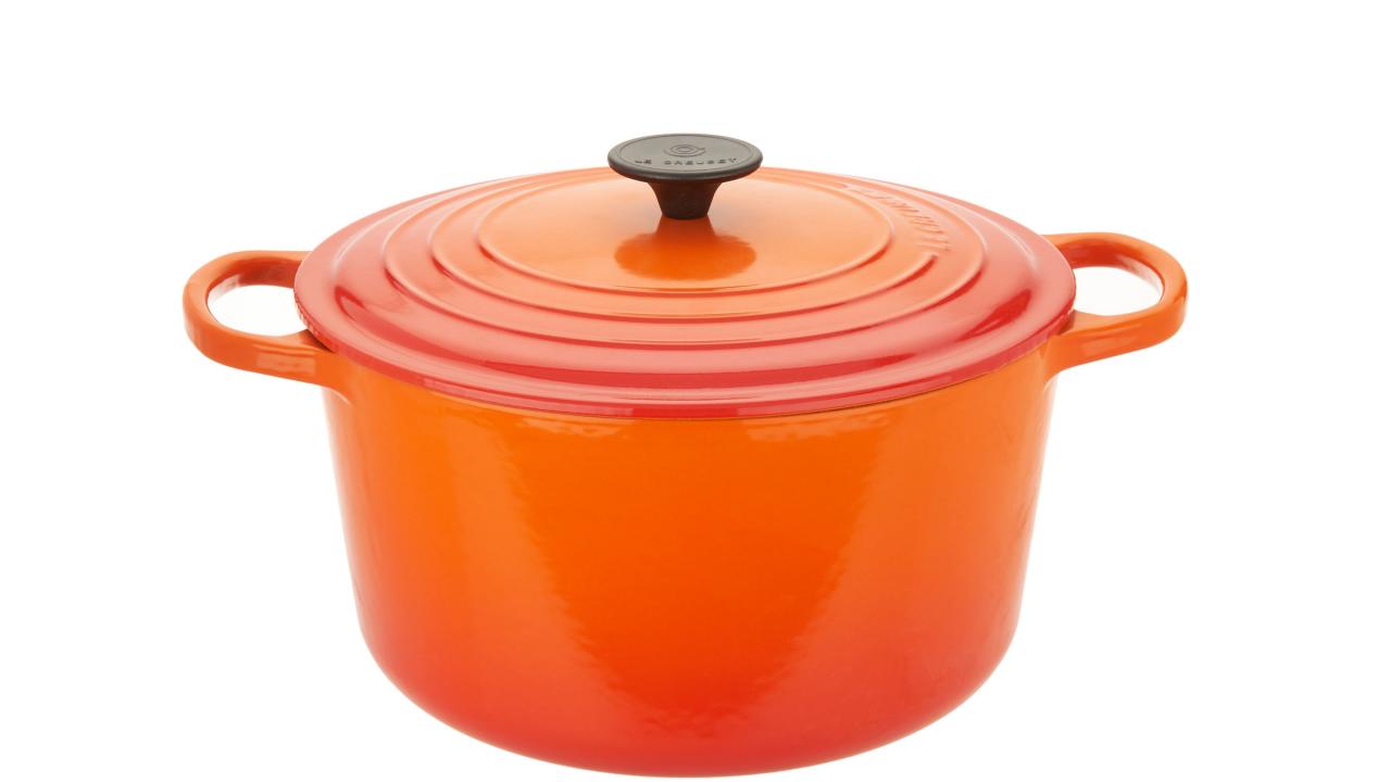 https://food.fnr.sndimg.com/content/dam/images/food/fullset/2018/10/31/0/FND_Le-Creuset-Dutch-Oven-QVC_s4x3.jpg.rend.hgtvcom.1280.720.suffix/1541011928116.jpeg