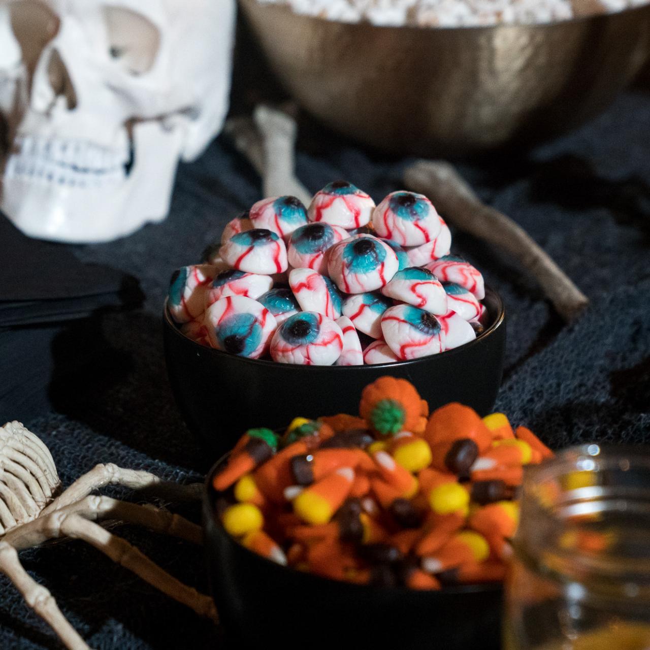 Up your Halloween game with these homemade gummy eyeballs - Good Morning  America