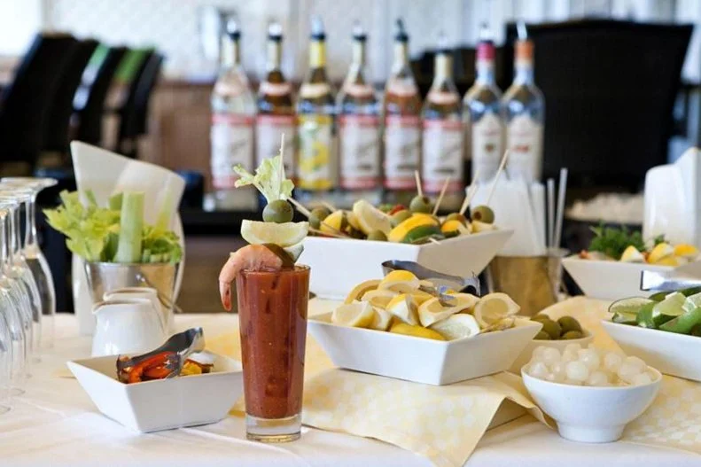 Bloodys brimming with hamburgers, hot dogs, pizza, mac and cheese, brownies and whole fried chickens not your style? Elegant imbibers will appreciate this crustacean concoction courtesy of the Brant Point Grill at the White Elephant Hotel. It features housemade tomato juice mix, locally distilled vodka, a spicy bacon salt rim, and a quarter-pound of lobster.