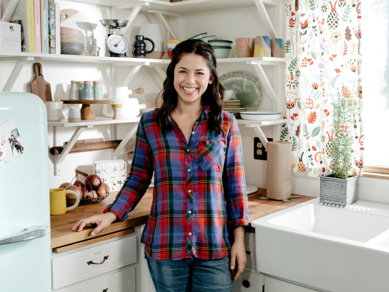 Molly Yeh Is A Mom Girl Meets Farm Food Network 