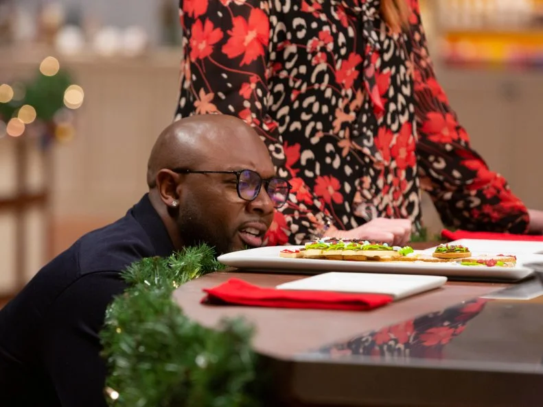 Host Eddie Jackson, as seen on Christmas Cookie Challenge, Season 5