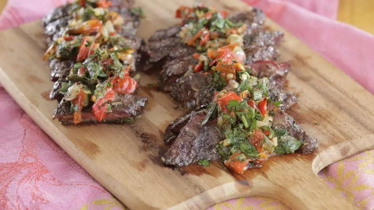 Grilled Skirt Steak With Sauce