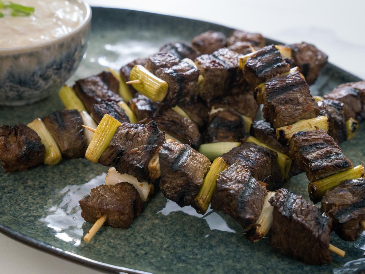 Grilled on sale steak skewers