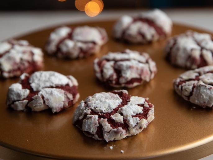 Red Velvet Crinkle Cookies Recipe Ree Drummond Food Network 6952