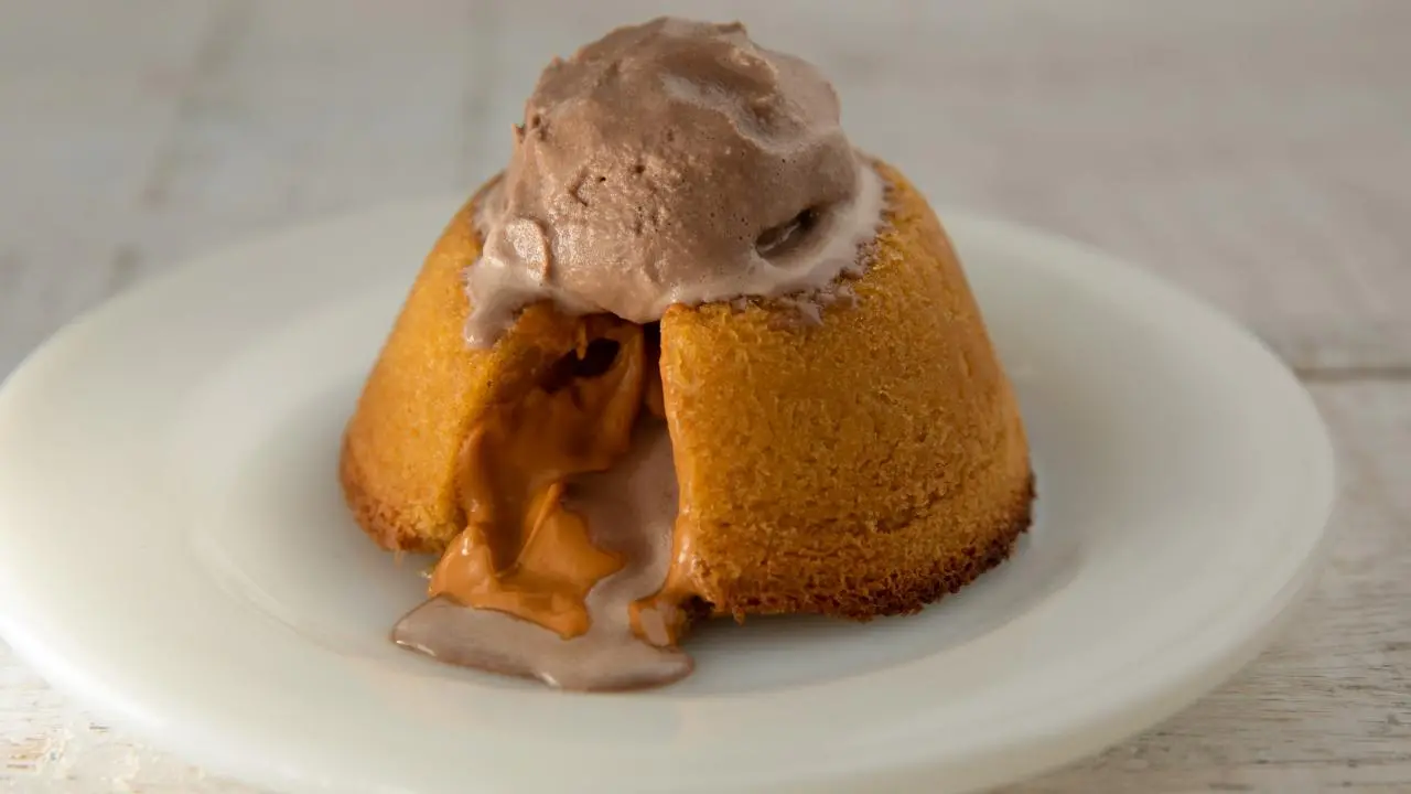 Ree's Butterscotch Lava Cakes