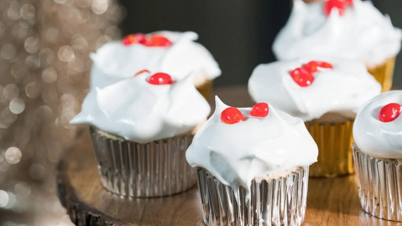 Trisha's Angel Food Cupcakes