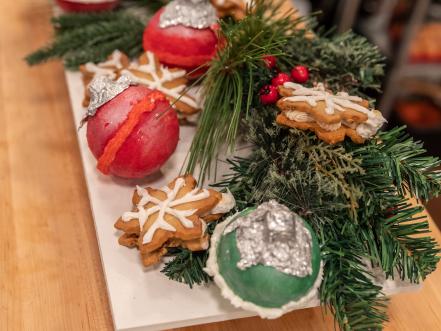 Christmas Baking Championship 2022 Douglas Delicious Desserts From Holiday Baking Championship | Holiday Baking  Championship | Food Network