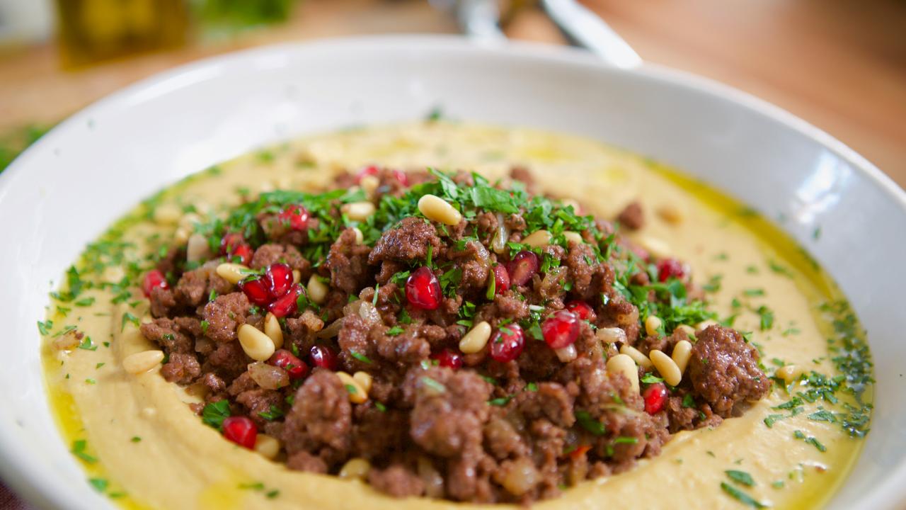 Hummus With Meat All Over It