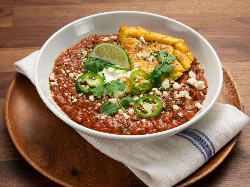 Host Tyler Florence's venison chili with jalapeno corn bread, as seen on Worst Cooks In America, Season 15.