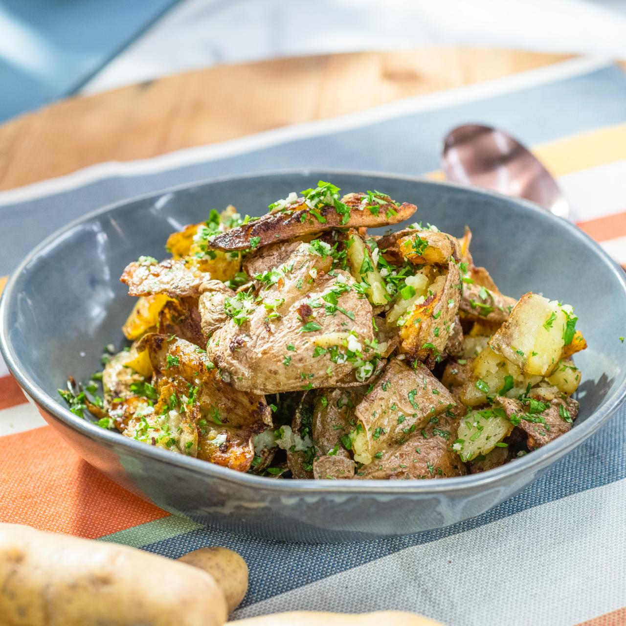 Crispy Smashed Fingerling Potatoes - Danas Table