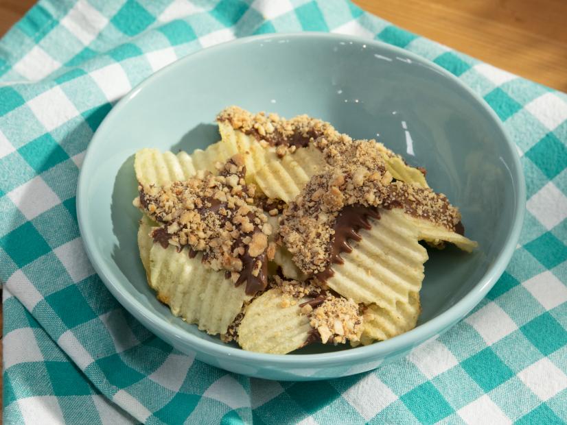 Co-host Sunny Anderson's dish Chocolate potato chips, as seen on The Kitchen, Season 16.