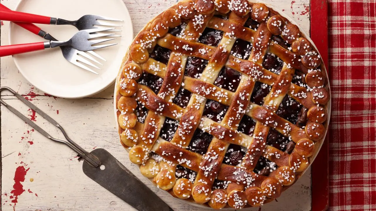 Pretzel Crust Pie