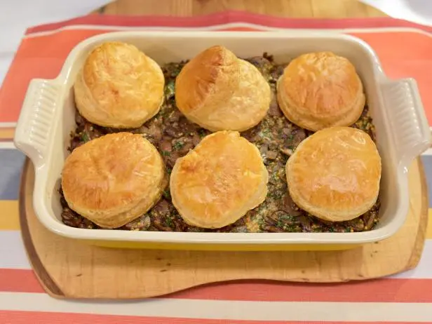 Sunny's Beef Wellington Casserole Recipe | Sunny Anderson | Food Network