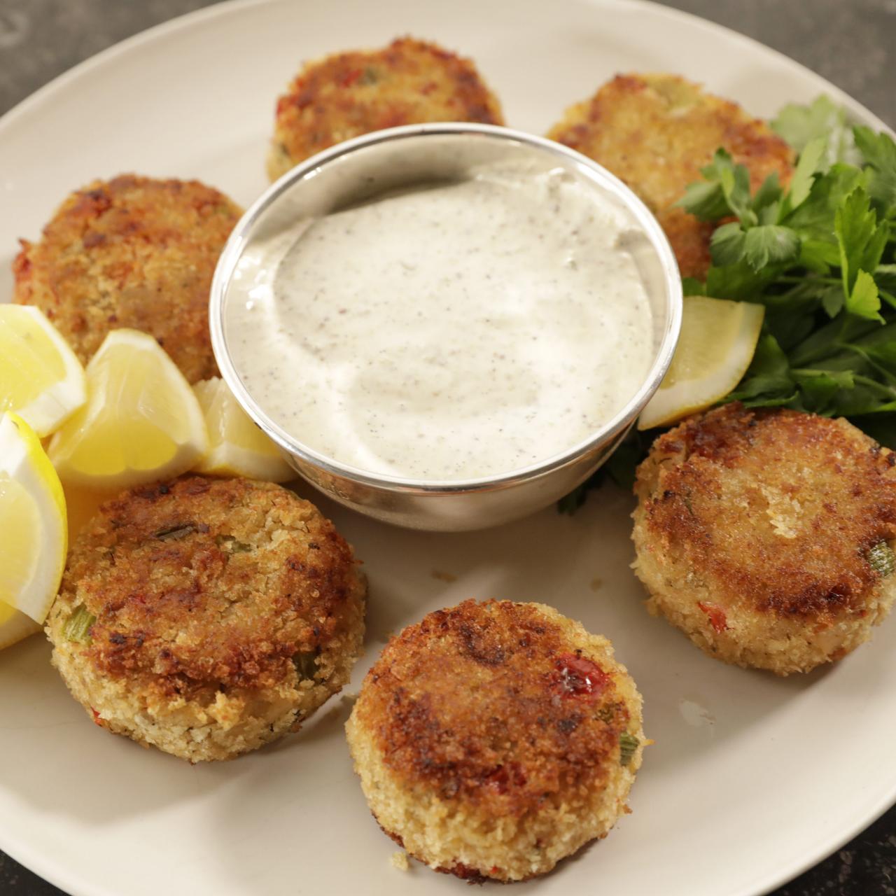 Russell's Thai Style Crab and Prawn Cakes Recipe - Food.com