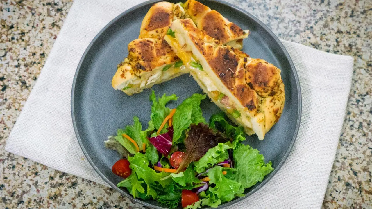 Cheesy Pressed Sandwich
