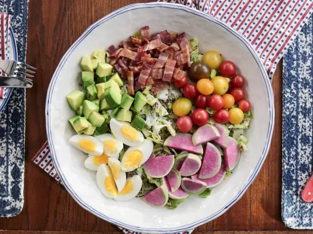 California Cobb Salad Recipe | Valerie Bertinelli | Food Network