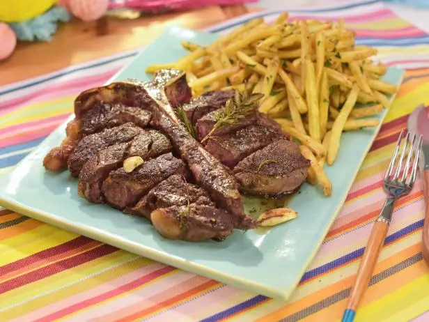 Cast-Iron Skillet Porterhouse Steak